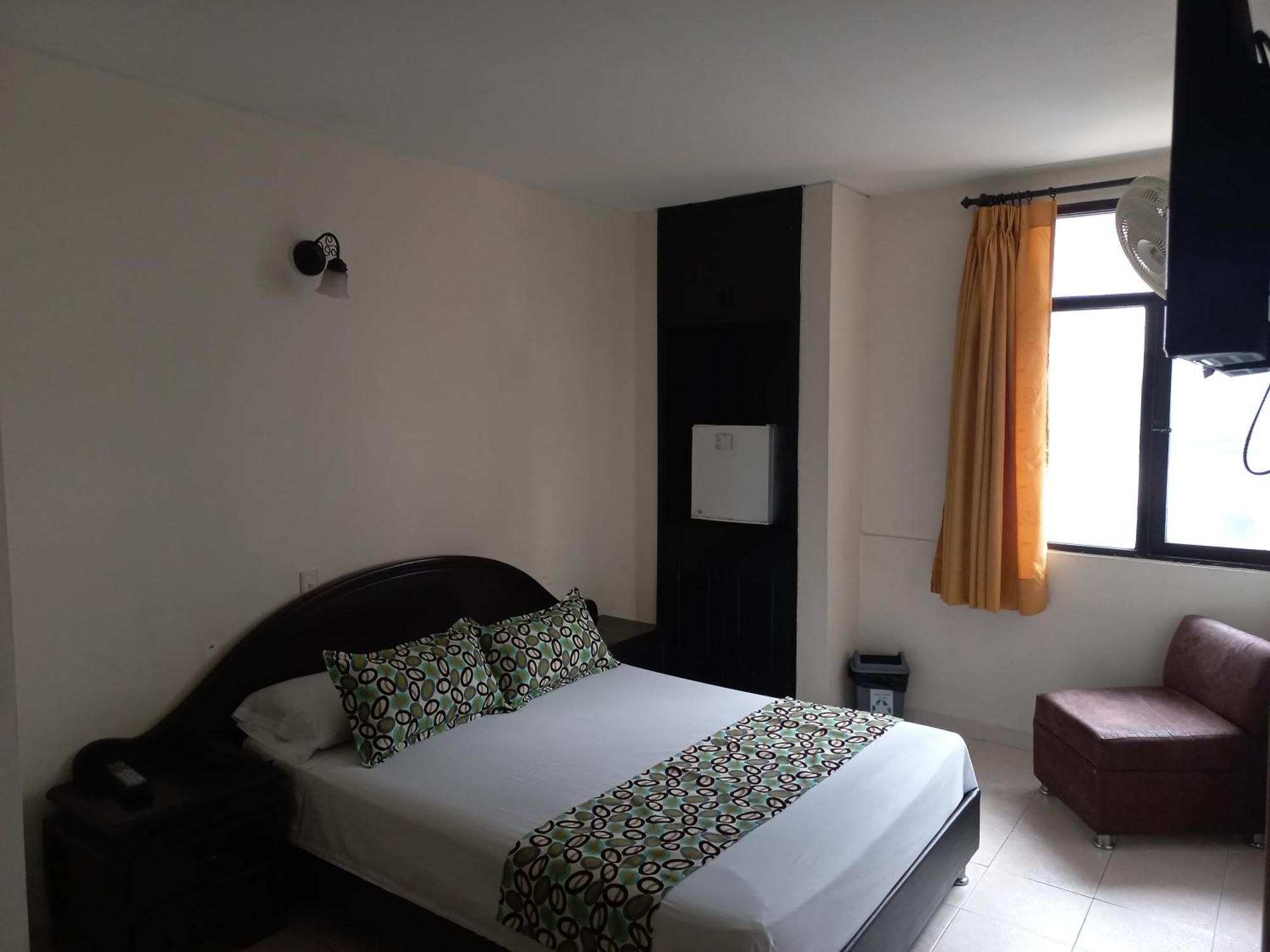 Hotel Los Tunjos Pereira Zewnętrze zdjęcie